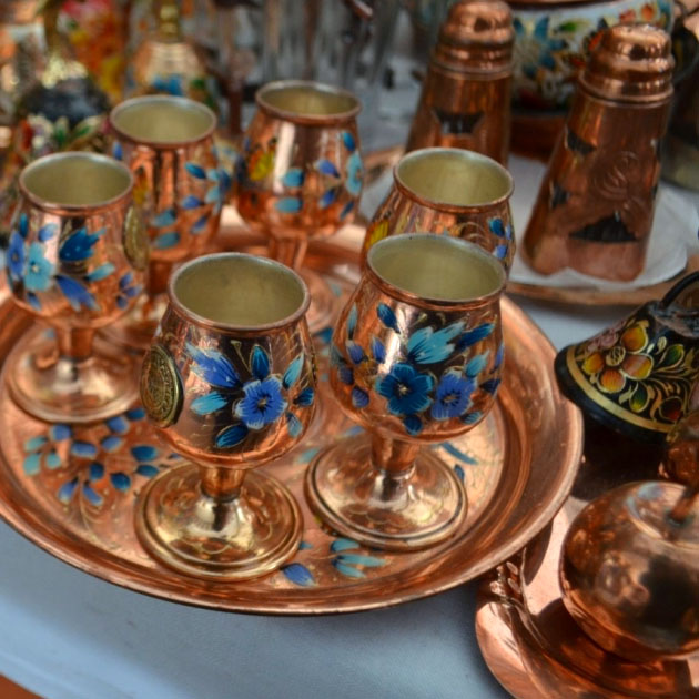Comprar bellas artesanías de cobre 